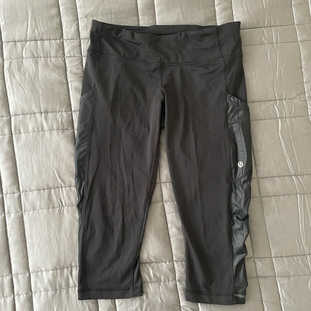 Lululemon Cropped Running Leggings